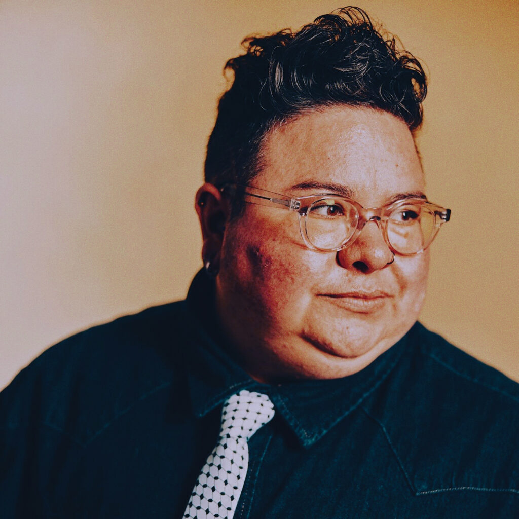 A portrait of Roberto Che Espinoza, Ph.D.