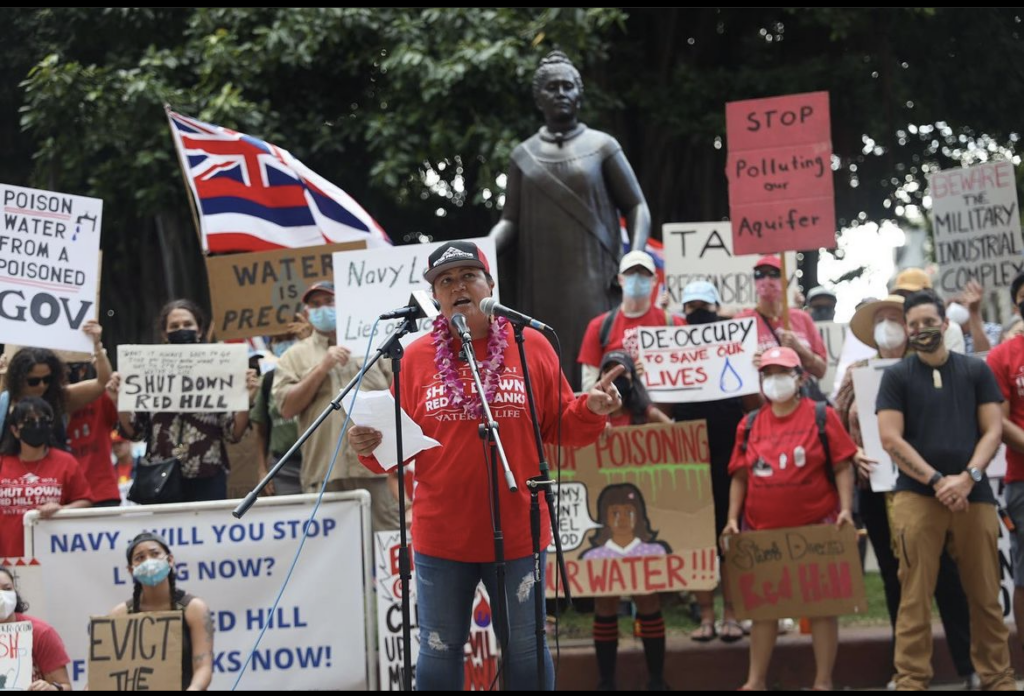 Kānaka Maoli activist and O’ahu Water Protector Healani Sonoda-Pale speaks to the crowd outside a mass demonstration at the State Capitol after 19,000 gallons of jet fuel from the U.S. Navy’s underground fuel storage facility contaminated O’ahu’s sole source aquifer.