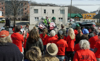 Cindy Rank addresses The People's Foot. Photo by Vivian Stockman / OVEC.