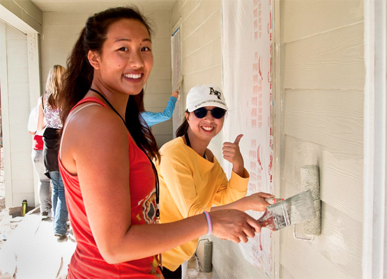 Student volunteers with Habitat for Humanity.