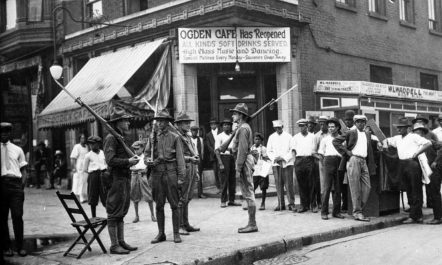 1. chicago-race-riots-1919-cafe.jpg