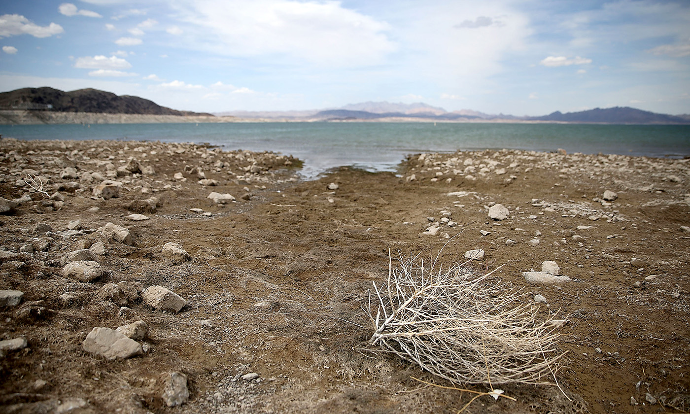 1.lake_mead_historic_low.jpg